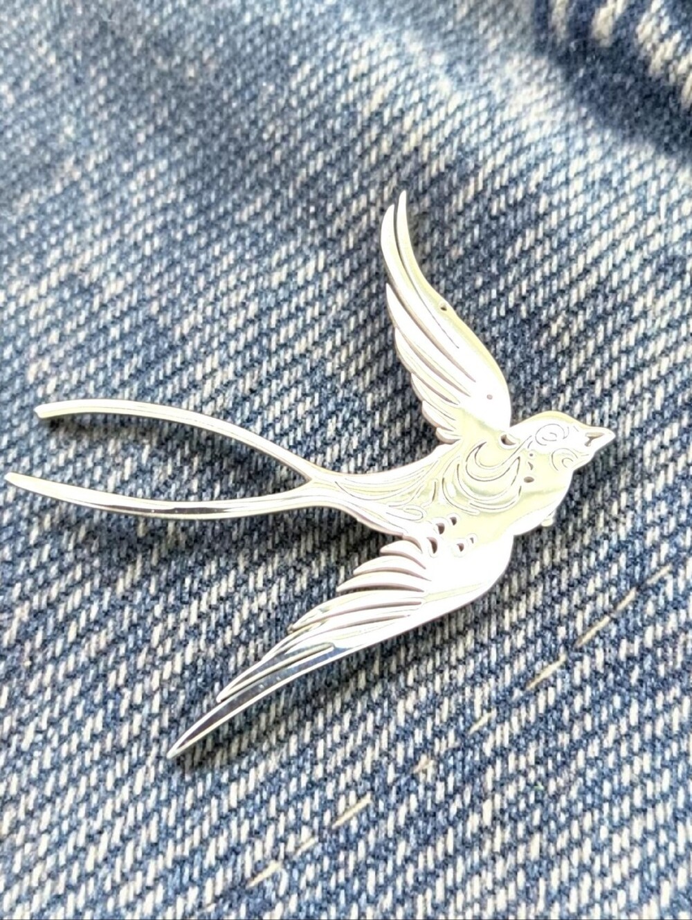 Silver Swallow Brooch Pin - Elegant Design NWT
